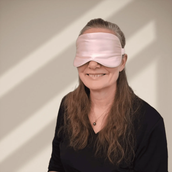 Silke SoveMaske -100% SilkeStof -100% SilkeFyld. Farve Rosa