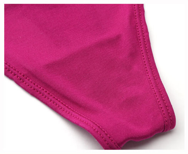 Silkestring sort med blonde en fantastisk kvalitet i 100% Mulberry silke. Anti-mikrobiel,