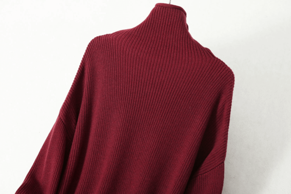 Silke Cashmere Strikkjole med rullekrave onesize vinroed