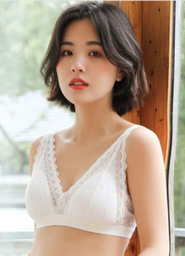 Blonde-bh Mulberry Silk Bralettes med justerbar strop